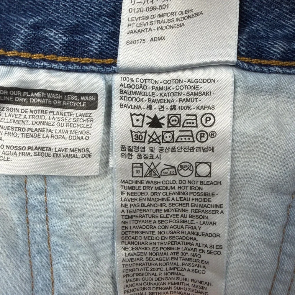 Levis levis 505